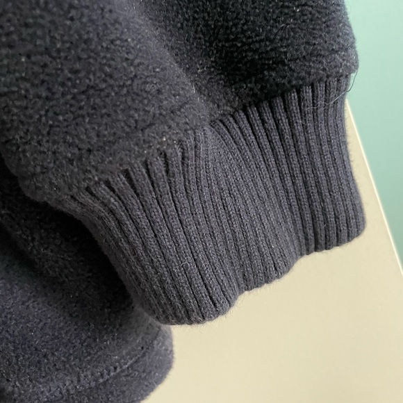 Men’s navy fleece jacket with knit collar and cuffs. - Picture 5 of 8